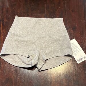 NWT Lululemon heather gray 2 inch align shorts